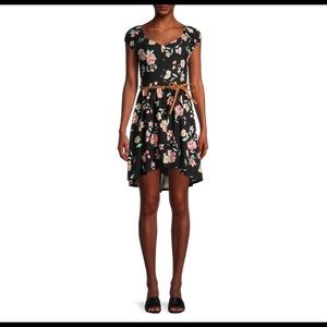 NWT 2XL JUNIORS NO BOUNDARIES PEASANT DRESS WITH BELT